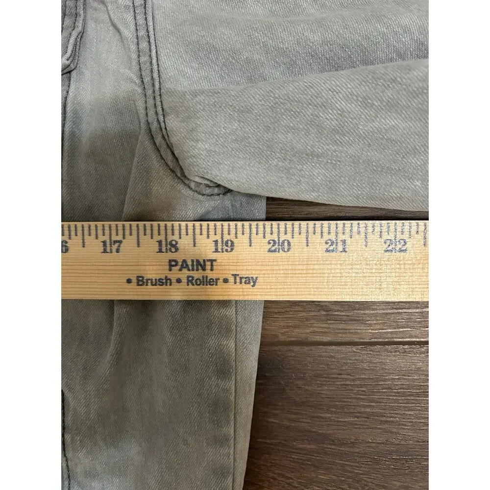 FOREVER 21 Mens Distressed Denim Jacket Light Gray Collared Pockets Size Small